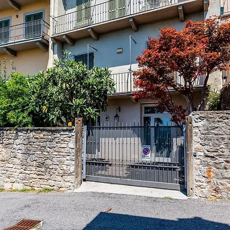 Casa Ipogea Elegant Apartment, * Μπέργκαμο